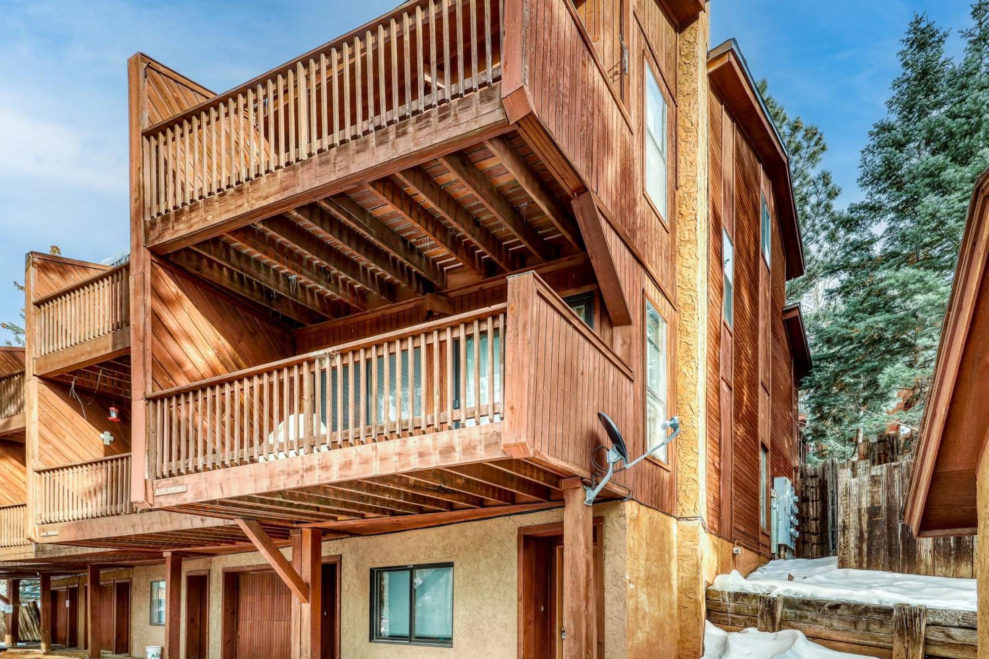 Lift Condos Енджел Файєр Номер фото